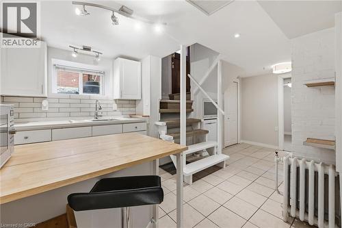 81 Carrick Avenue, Hamilton, ON - Indoor Photo Showing Kitchen