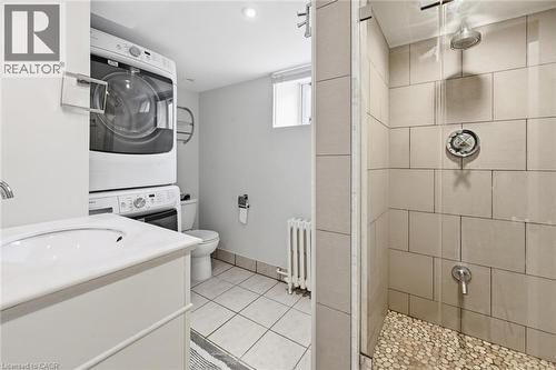 81 Carrick Avenue, Hamilton, ON - Indoor Photo Showing Laundry Room