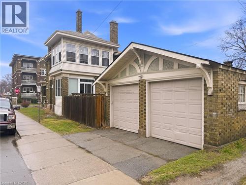 81 Carrick Avenue, Hamilton, ON - Outdoor