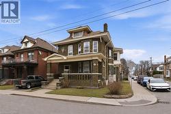 81 CARRICK Avenue Hamilton, ON L8M 2W4