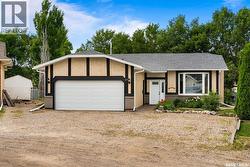 21 Rider BAY Grand Coulee, SK S4M 0A3