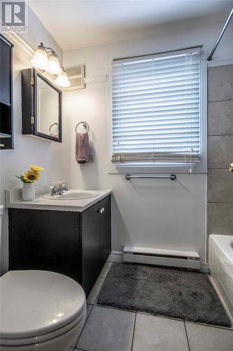 12 White Place, Mount Pearl, NL - Indoor Photo Showing Bathroom