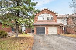 106 BLACKDOME CRESCENT  Ottawa, ON K2T 1B1