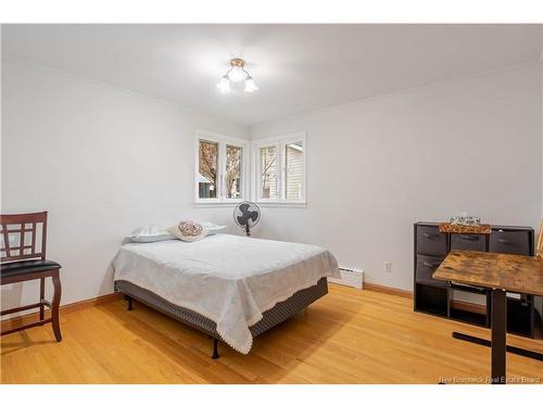 2 Robin Dr, Fredericton, NB 