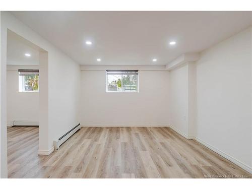 2 Robin Dr, Fredericton, NB 