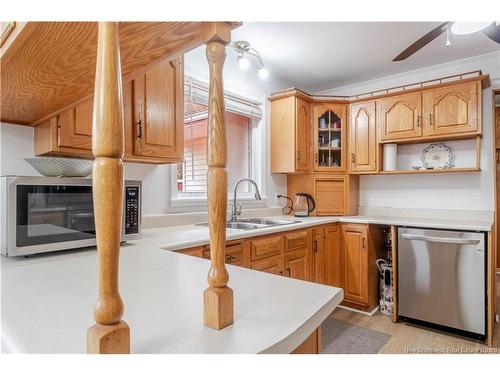 2 Robin Dr, Fredericton, NB 