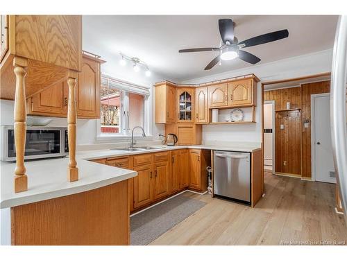 2 Robin Dr, Fredericton, NB 