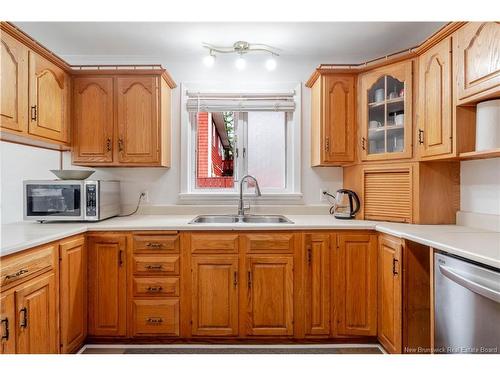 2 Robin Dr, Fredericton, NB 