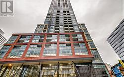 3605 - 108 PETER STREET Toronto, ON M5V 2G7