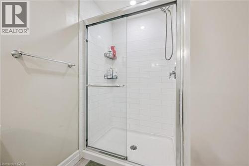 51 Cannes Street, Kitchener, ON - Indoor Photo Showing Bathroom