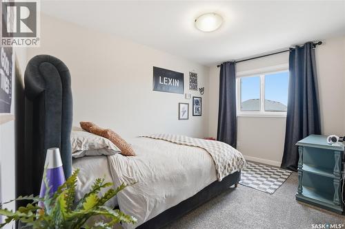 331 Dagnone Crescent, Saskatoon, SK 