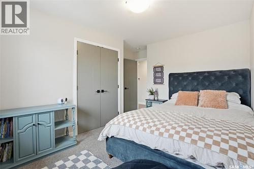 331 Dagnone Crescent, Saskatoon, SK 