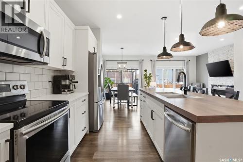 331 Dagnone Crescent, Saskatoon, SK 