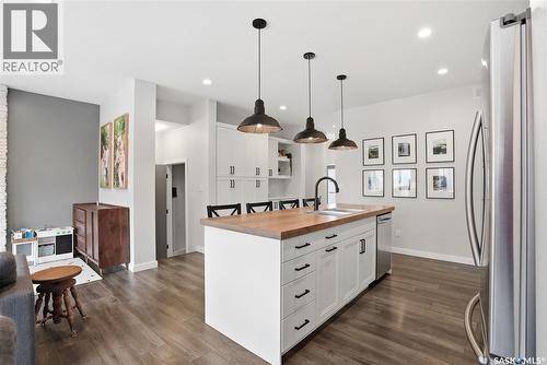 331 Dagnone Crescent, Saskatoon, SK 