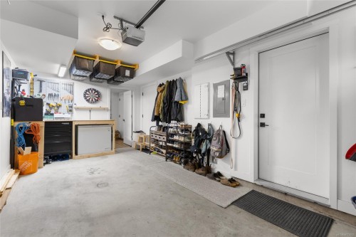 1122 Pullman Close, Langford, BC 