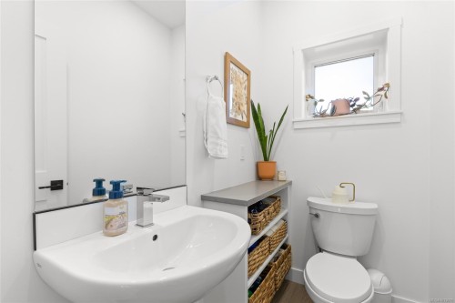 1122 Pullman Close, Langford, BC 