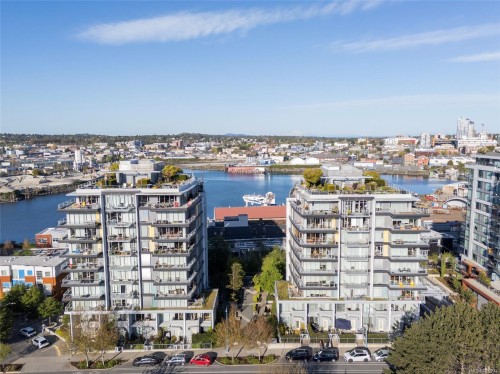 803-373 Tyee Rd  Victoria, BC V9A 0B3