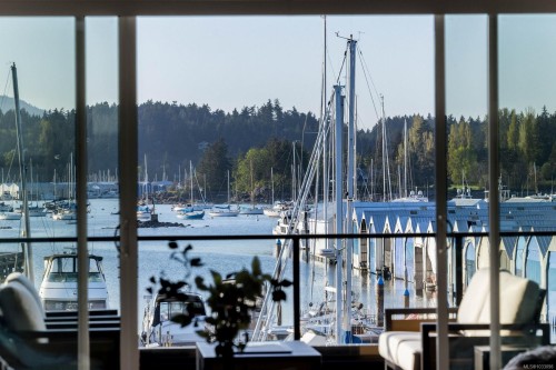 201-2270 Harbour Rd, Sidney, BC 