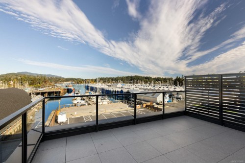201-2270 Harbour Rd, Sidney, BC 