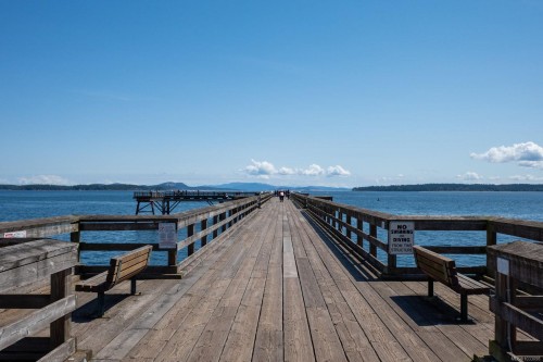 201-2270 Harbour Rd, Sidney, BC 