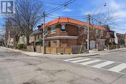 42 MANSFIELD AVENUE Toronto, ON M6J 2B2