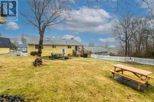 32 Canary Crescent, Halifax, NS 