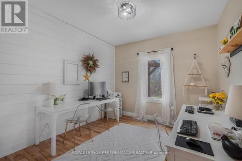 Main flr bedroom / office - 1560 Sandy Hill Road, Champlain, ON 