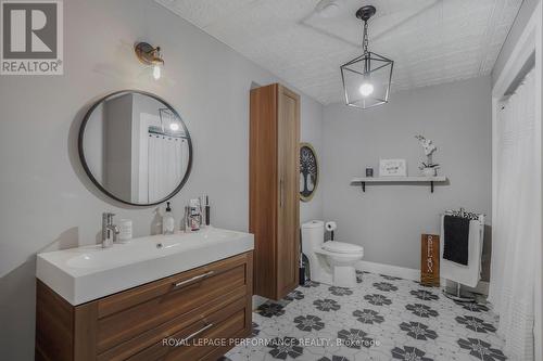 Basement bathroom - 1560 Sandy Hill Road, Champlain, ON 