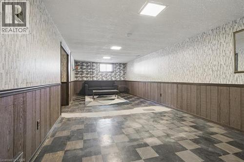 2117 Edinburgh Drive, Burlington, ON - Indoor Photo Showing Other Room