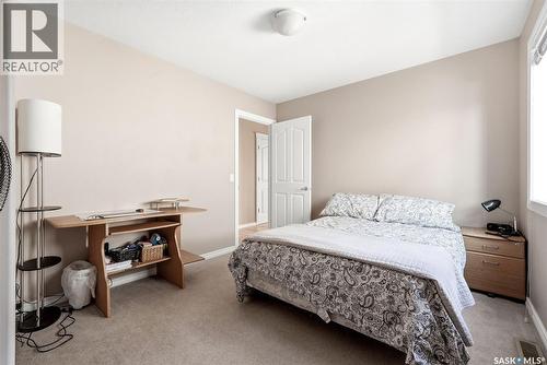 4914 Schwartz Way, Regina, SK - Indoor Photo Showing Bedroom