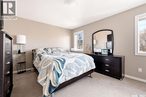 4914 Schwartz Way, Regina, SK - Indoor Photo Showing Bedroom