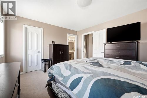 4914 Schwartz Way, Regina, SK - Indoor Photo Showing Bedroom