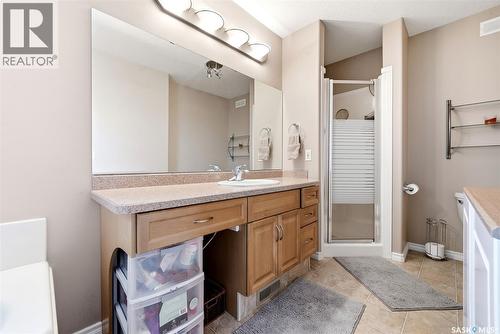 4914 Schwartz Way, Regina, SK - Indoor Photo Showing Bathroom