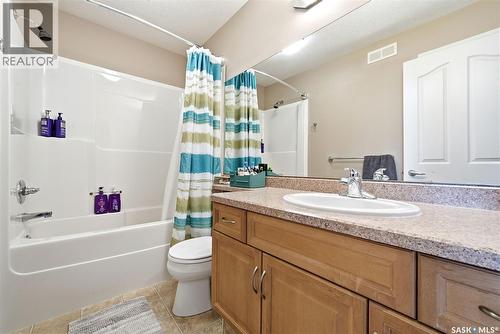 4914 Schwartz Way, Regina, SK - Indoor Photo Showing Bathroom