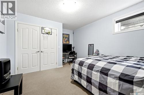 4914 Schwartz Way, Regina, SK - Indoor Photo Showing Bedroom