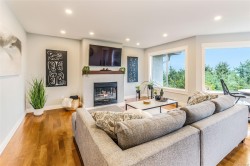 978 Highview Terr Nanaimo, BC V9R 6K5