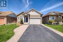 9 SUMMERS DRIVE Thorold (Confederation Heights), ON L2V 5C4