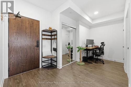 202 - 2782 Barton Street E, Hamilton (Riverdale), ON - Indoor