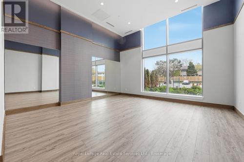 202 - 2782 Barton Street E, Hamilton (Riverdale), ON - Indoor Photo Showing Other Room