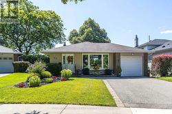23 BIRCHLEAF CRESCENT Toronto, ON M9R 2L5