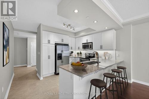 801 - 330 Ridout Street N, London East (East K), ON - Indoor Photo Showing Kitchen With Stainless Steel Kitchen With Upgraded Kitchen