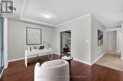 801 - 330 Ridout Street N, London East (East K), ON - Indoor Photo Showing Other Room