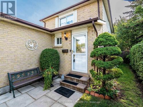 77 Martindale Crescent, Brampton, ON - Outdoor