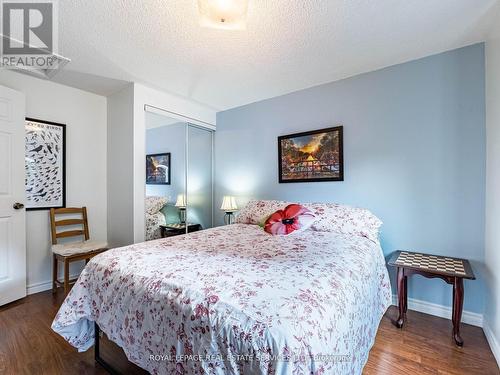 77 Martindale Crescent, Brampton, ON - Indoor Photo Showing Bedroom