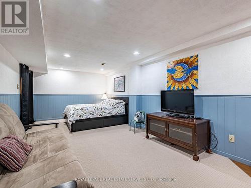 77 Martindale Crescent, Brampton, ON - Indoor Photo Showing Bedroom