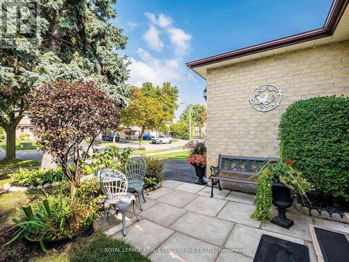 77 Martindale Crescent, Brampton, ON - Outdoor
