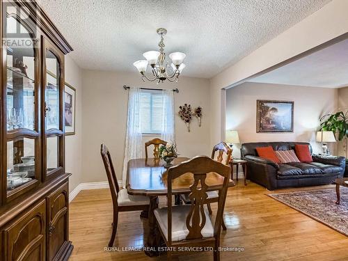 77 Martindale Crescent, Brampton, ON - Indoor Photo Showing Dining Room