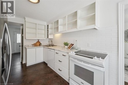 295 Water Street Unit# 21, Guelph, ON - Indoor Photo Showing Kitchen With Double Sink