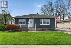 34 ADMIRAL Road  St. Catharines, ON L2P 1G6