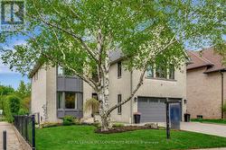 2008 PEAK PLACE  Oakville, ON L6H 5T2